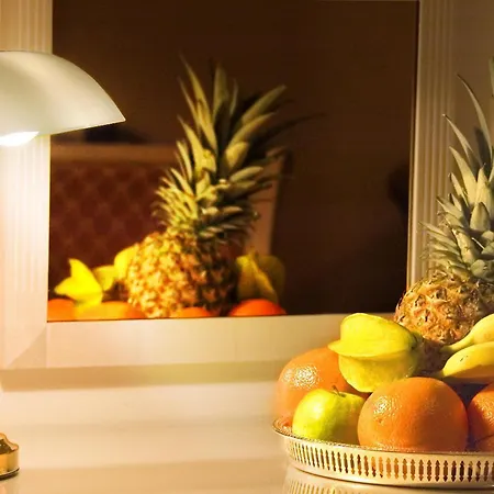 Interhotel 4* Κάρλοβι Βάρι