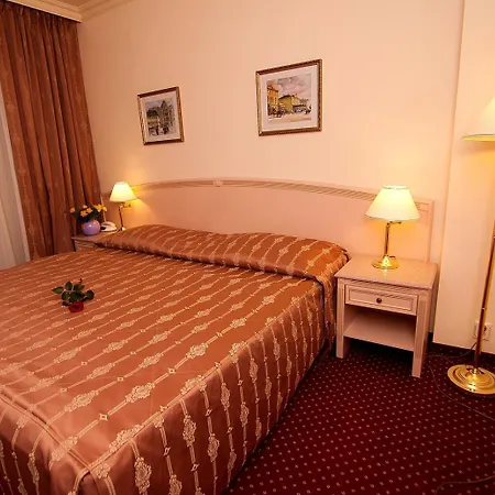 Interhotel