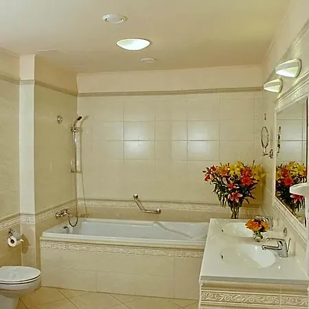 Interhotel Karlovy Vary