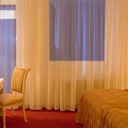 Interhotel 호텔 4*
