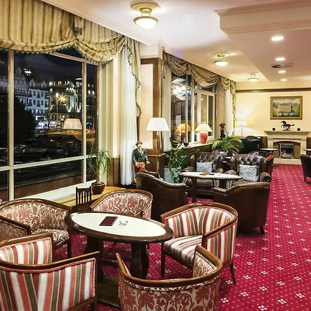 Interhotel Ξενοδοχείο Κάρλοβι Βάρι